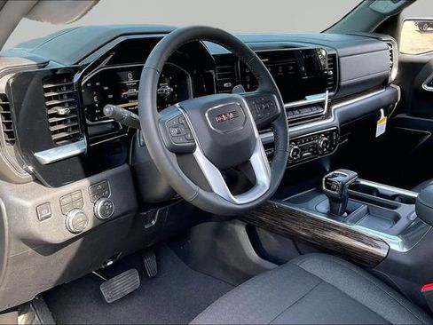 New 2026 GMC Sierra 1500 Elevation AWD/4WD image 7