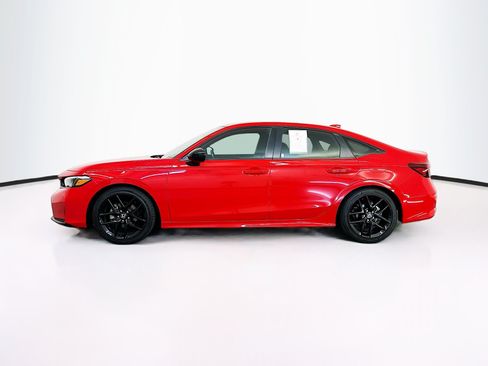 Used 2025 Honda Civic Sport image 4