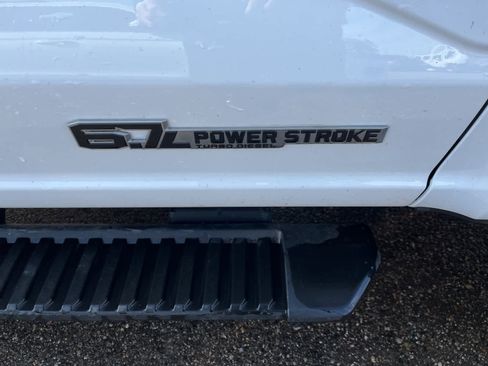 Used 2024 Ford F350 XLT image 18