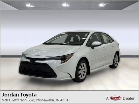 Used 2023 Toyota Corolla LE w/ Carpet Mat Package (TMS) FWD image 1