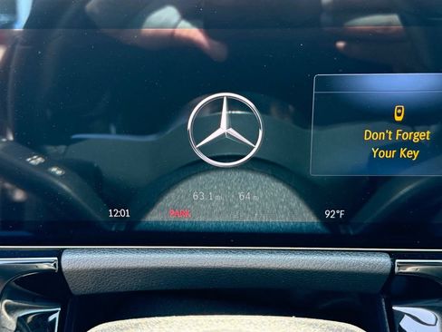 Used 2025 Mercedes-Benz GLA 250 4MATIC image 20