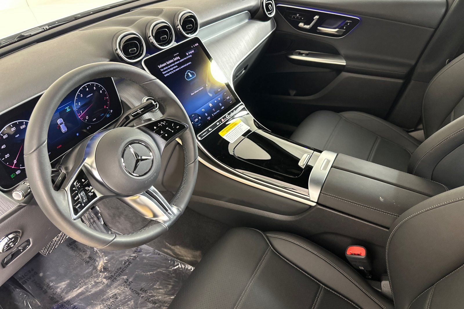 Used 2026 Mercedes-Benz GLC 300 image 9