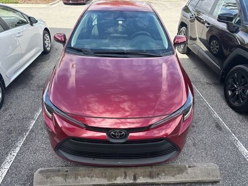 Used 2024 Toyota Corolla LE image 8