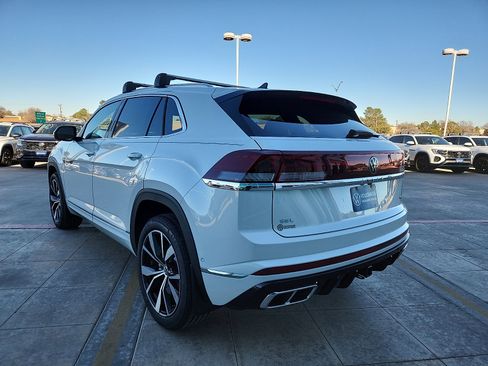 New 2026 Volkswagen Atlas Cross Sport SEL Premium R-Line image 5