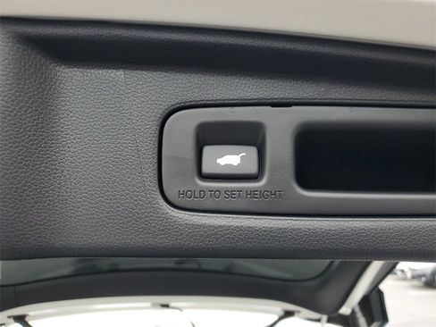 Used 2026 Honda CR-V Sport-L image 11