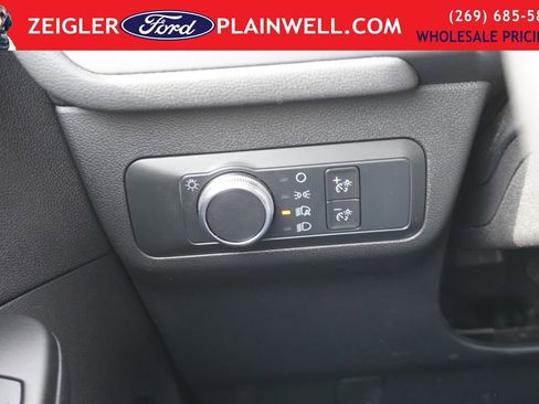 Used 2021 Ford Escape S image 26