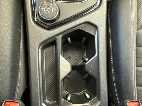 Used 2022 Volkswagen Taos SEL AWD/4WD image 27
