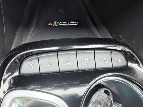 Used 2022 Buick Encore GX Essence w/ Advanced Technology Package AWD/4WD image 18