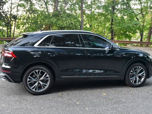 Used 2021 Audi Q8 Premium Plus image 10