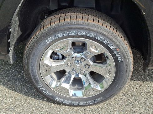 New 2026 RAM 1500 Big Horn AWD/4WD image 5