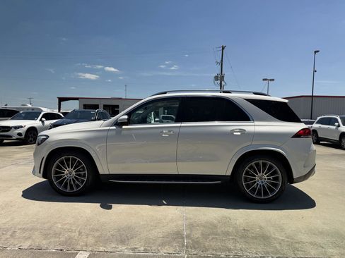 Used 2021 Mercedes-Benz GLE 450 4MATIC image 16