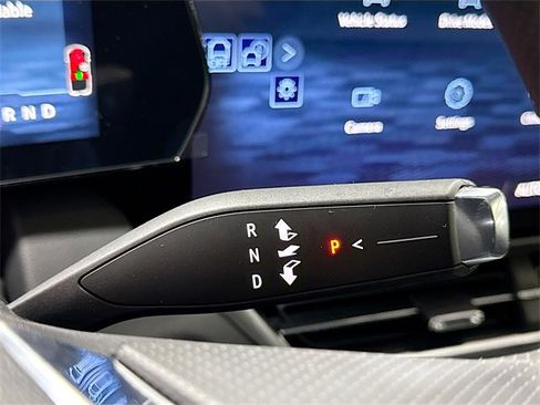 New 2026 Chevrolet Equinox EV LT image 20