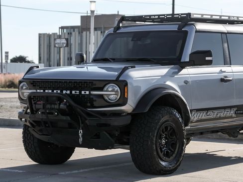 Used 2022 Ford Bronco Wildtrak image 7