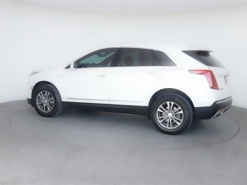 Used 2022 Cadillac XT5 Premium Luxury w/ Technology Package image 3