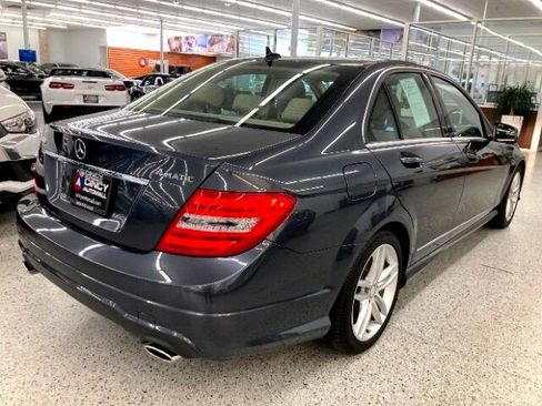 Used 2014 Mercedes-Benz C 300 4MATIC Sedan image 5
