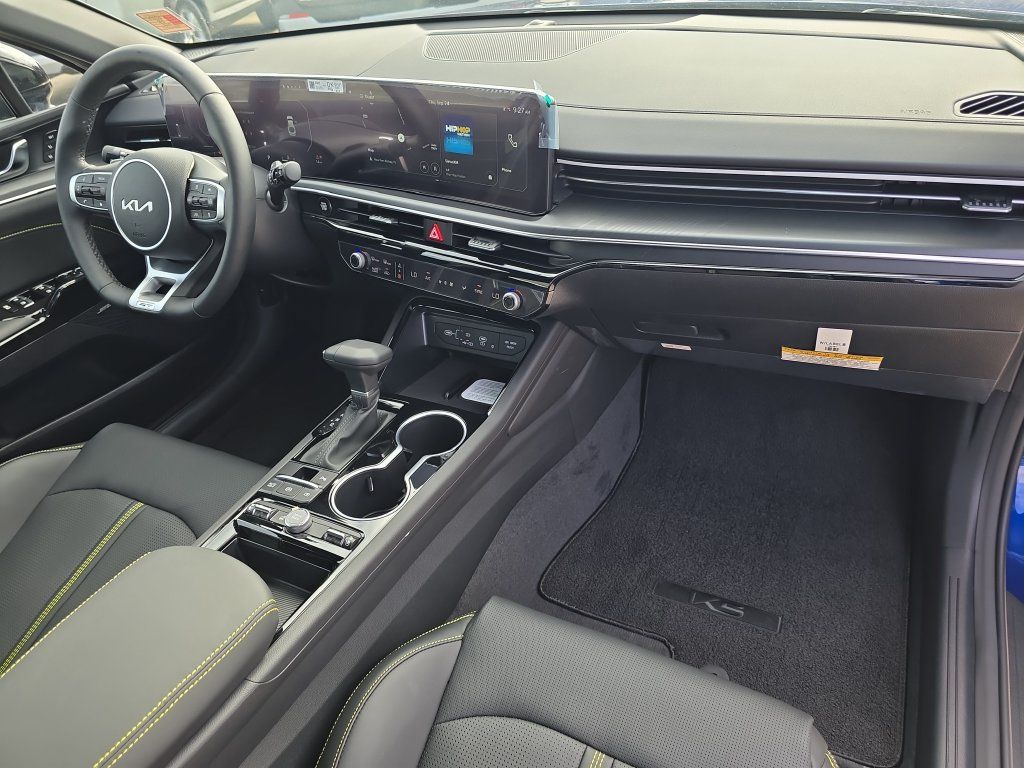 New 2027 Kia K5 GT FWD image 11