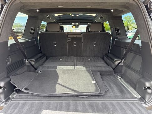 Used 2024 Rivian R1S Adventure AWD/4WD image 25
