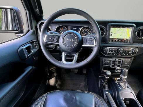 Used 2023 Jeep Wrangler Unlimited Sahara AWD/4WD image 10