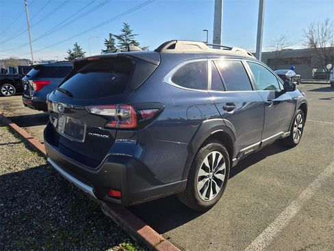 Used 2024 Subaru Outback Limited image 3