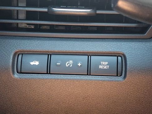 Used 2023 Nissan Altima 2.5 SV FWD image 26