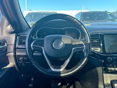 Used 2020 Jeep Grand Cherokee Overland image 24