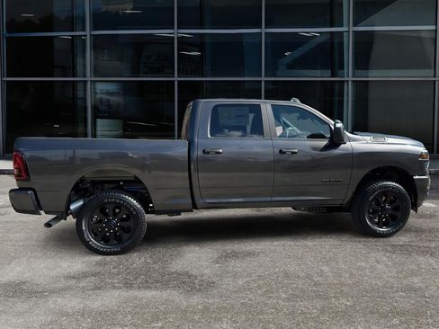 New 2026 RAM 2500 Big Horn AWD/4WD image 8