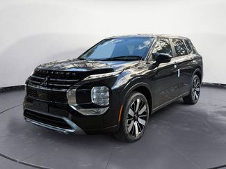 New 2026 Mitsubishi Outlander SE video 1