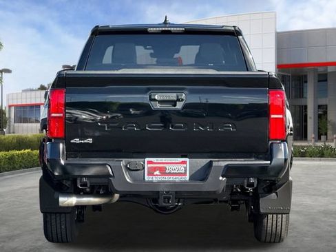 Certified 2026 Toyota Tacoma SR5 AWD/4WD image 6