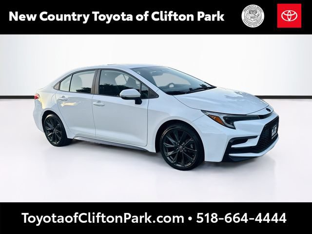 Used 2024 Toyota Corolla SE w/ SE Premium Package FWD image 1