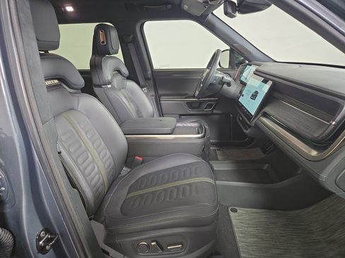 Used 2024 Rivian R1S Adventure AWD/4WD image 24