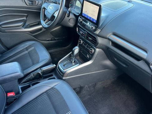 Used 2021 Ford EcoSport SES image 16