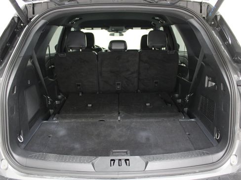 Used 2025 Ford Explorer ST-Line w/ ST-Line Street Pack AWD/4WD image 23