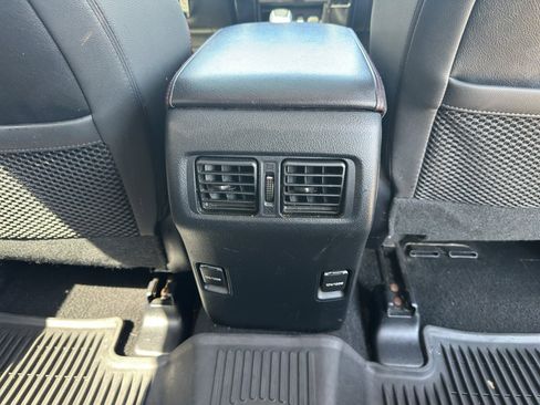 Used 2019 Toyota 4Runner TRD Off-Road Premium AWD/4WD image 32
