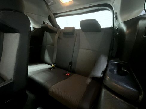 Used 2024 Toyota Highlander LE image 20