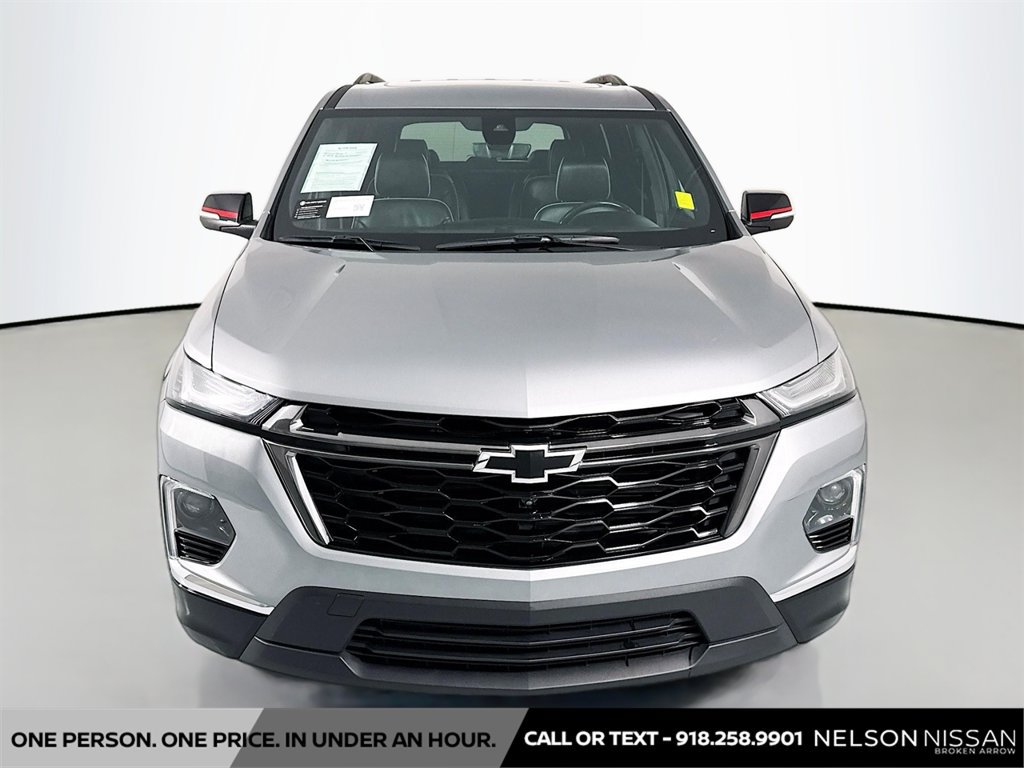 Used 2024 Chevrolet Traverse Premier w/ Redline Edition AWD/4WD image 2