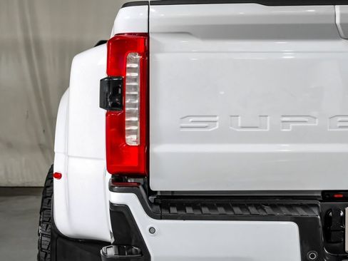 Used 2026 Ford F350 Lariat AWD/4WD image 42