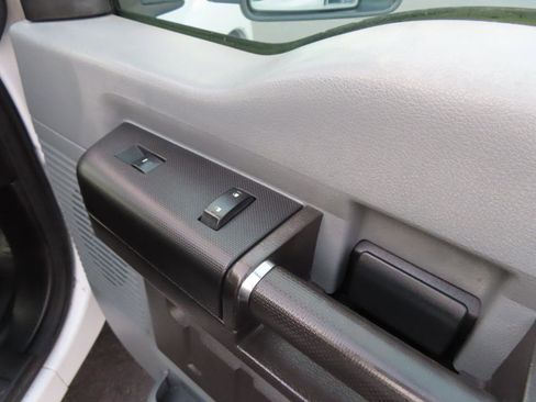 Used 2011 Ford F250 XL w/ PWR Equipment Group image 49