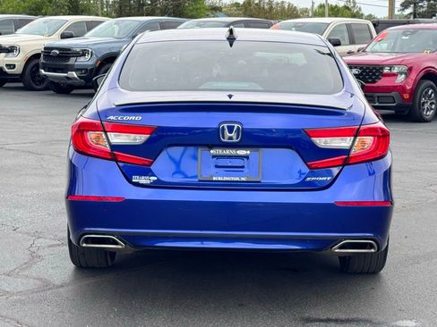 Used 2022 Honda Accord Sport image 9