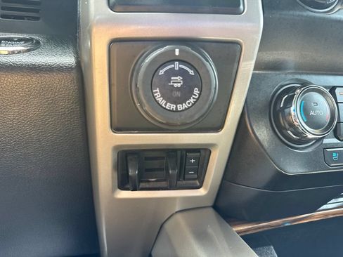 Used 2019 Ford F150 Lariat AWD/4WD image 7