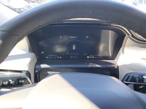 Certified 2022 Lincoln Nautilus FWD w/ Premium Package image 26