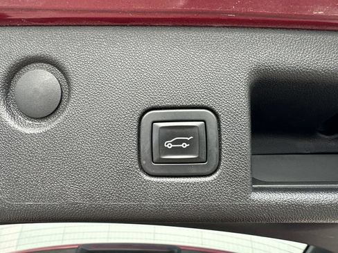 Used 2019 Chevrolet Equinox LT AWD/4WD image 26