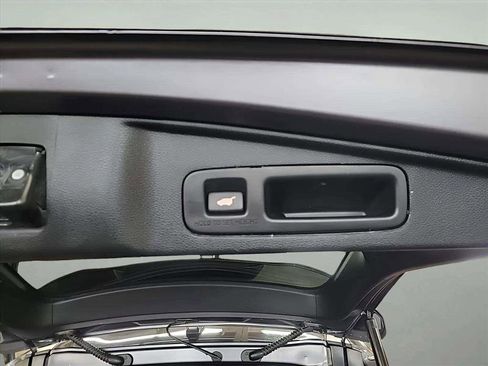 Used 2022 Honda CR-V Touring image 26