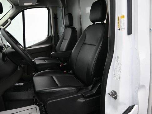 Used 2024 Ford Transit 350 RWD image 10