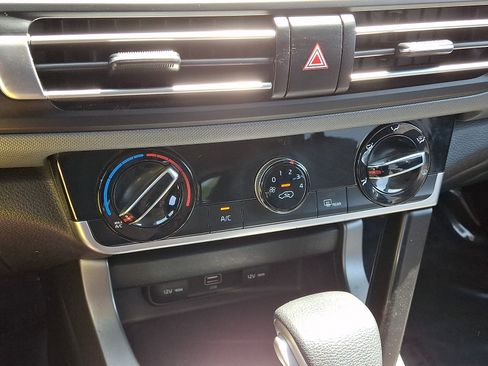 Certified 2023 Kia Seltos LX AWD/4WD image 15
