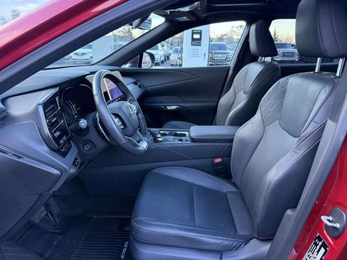 Used 2023 Lexus RX 350h w/ Accessory Package (2T) image 17