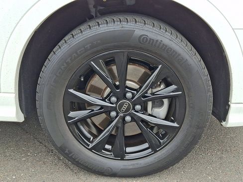 Used 2025 Audi Q3 2.0T Premium image 8