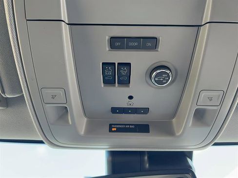 Used 2017 Chevrolet Tahoe Premier image 33