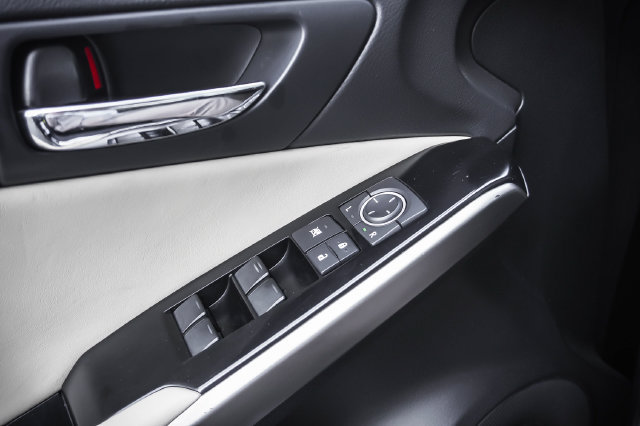 Used 2014 Lexus IS 250 w/ Navigation Package RWD image 12