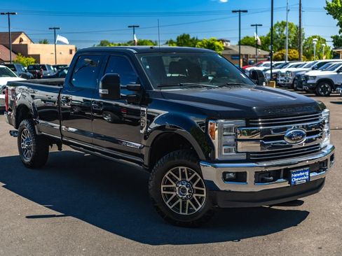 Used 2017 Ford F350 Lariat w/ Lariat Ultimate Package AWD/4WD image 2