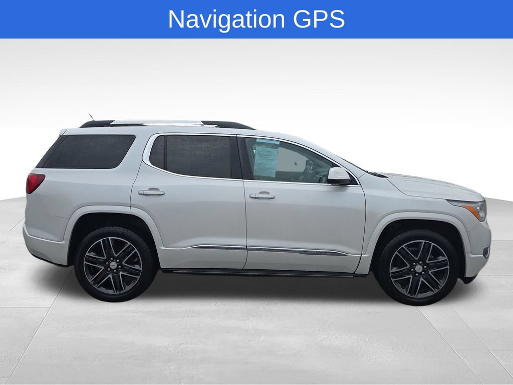 Used 2018 GMC Acadia Denali w/ Technology Package FWD image 7